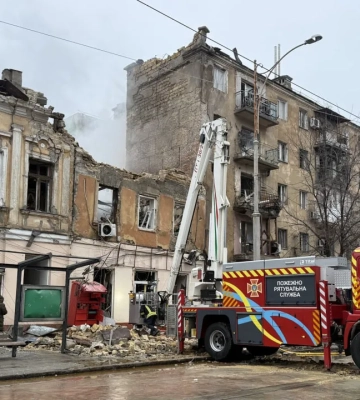 Росіяни атакували Одесу. Кількість жертв зросла до 2, поранених – понад 20 (оновлено)