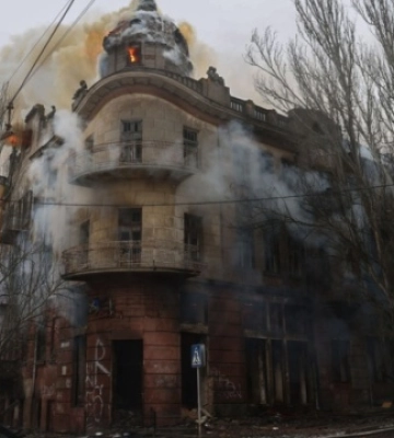 У Херсоні російський обстріл пошкодив готель, що був однією з «візитівок» міста
