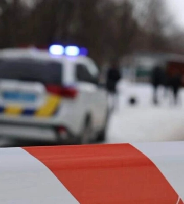 У Запоріжжі підліток відкрив вогонь посеред вулиці та поранив себе