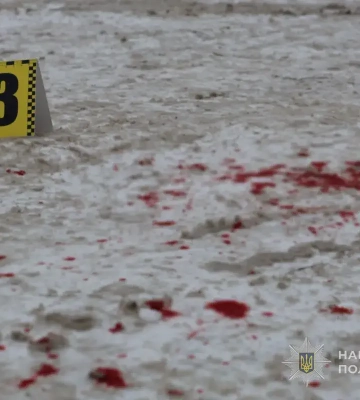 У Запоріжжі 16-річний хлопець відкрив стрілянину у дворі та випадково поранив себе