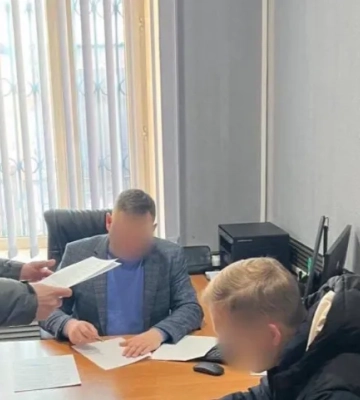 Посадовців міськради з Полтавщини та підприємця викрито на розкраданні 2,6 млн грн на закупівлі дронів , - Офіс Генпрокурора