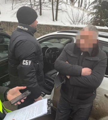 Чиновника горсовета в Киевской области подозревают в вымогательстве $5 тысяч за разрешение на временное сооружение
