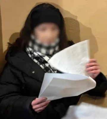 У Києві затримано білоруську агентку КДБ, яка вдавала із себе журналістку