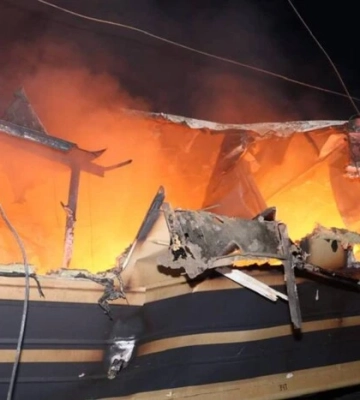 З'явилися кадри перших хвилин після удару по потягу на Харківщині