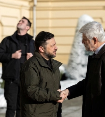 Президент Чехії: Україні доведеться піти на болючі поступки