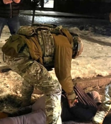 Автомати, набої та протитанковий гранатомет: на Закарпатті заблокували три канали збуту зброї