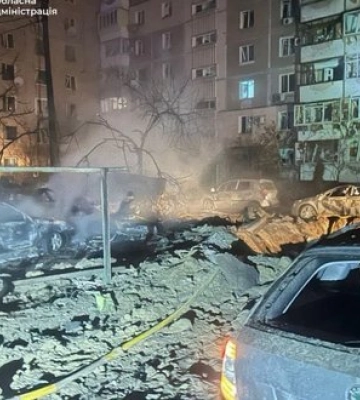 Рашисти атакували КАБами Запоріжжя: пошкоджено понад сто квартир і 20 автівок. ФОТОрепортаж
