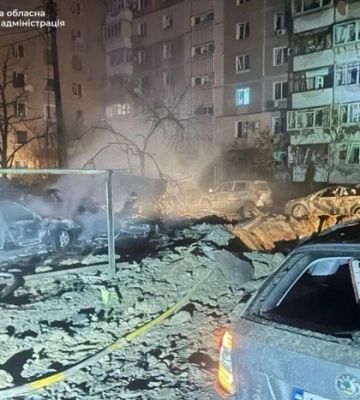 Атака на Запоріжжя: пошкоджено понад 100 квартир та десятки авто