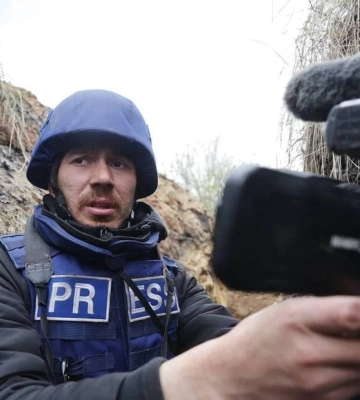 Журналіст "Радіо Свобода" врятував 4-річну дитину з палаючого будинку на Київщині після атаки рф – подробиці (Відео)