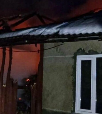 На Львівщині завдяки уважному сусіду вдалося вчасно ліквідувати пожежу