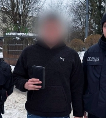 У Луцьку поліцейські допомогли розшукати власника загубленого гаманця