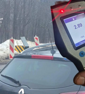 Поблизу Сарн патрульні зупинили водія з 2,89 проміле алкоголю в крові