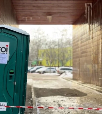 Комунальна катастрофа у Голосієві: каналізація замерзла, у ваннах плавають фекалії