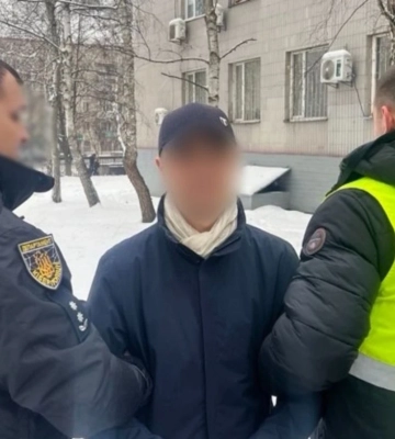 Незаконно вивів понад 1,4 млн доларів: у Києві затримали норвезького хакера, що перебував у міжнародному розшуку