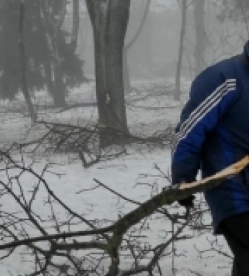 Колектив СК «Подільськ» долучився до ліквідації наслідків негоди