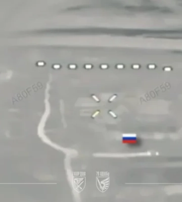Оператори дронів знищили автівку з росіянами, які намагалися прорватися у центр Мирнограда