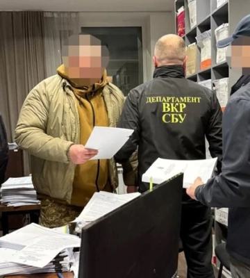 Збір грошей з підлеглих за «відпустки». На Київщині оголошено підозру командиру