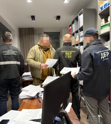 Росіянин забив до смерті 85-річну киянку металевим ковшем під час сварки через борг