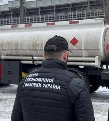 У Києві закрили нелегальну АЗС із контрафактним пальним