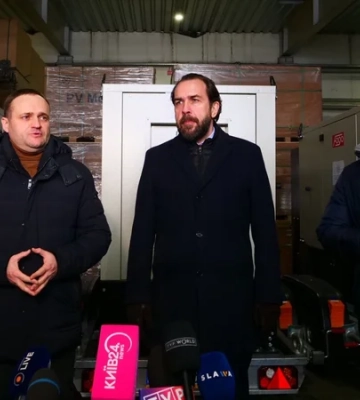 Первая партия из 400 генераторов от правительства Польши уже прибыла в Киев — посольство страны
