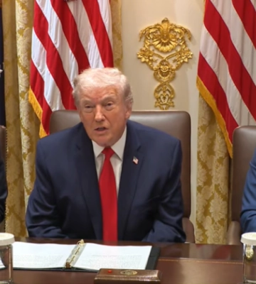 Трамп стверджує, що особисто попросив Путіна не обстрілювати Київ протягом тижня