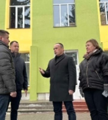 Новий очільник Волинської ОДА інспектував ремонтні роботи в закладах освіти Ратнівської громади