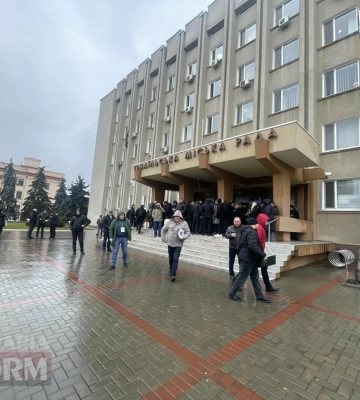 В Ізмаїлі  на Одещині невідомі "замінували" мерію, - ФОТО