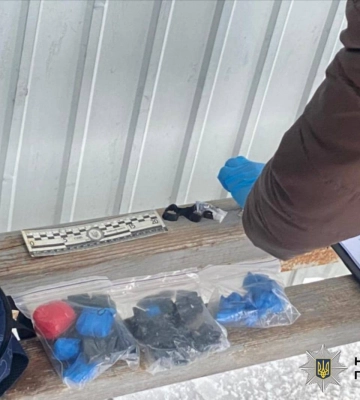 На Київщині обрано запобіжний захід двом збувачам психотропів через закладки