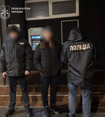 На Буковині затримали шахрайку, яка видурювала гроші у родин зниклих безвісти