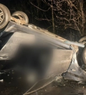 Смертельна ДТП на Мукачівщині: п’яний водій врізався в міст, загинув пасажир