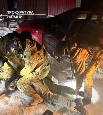 6000 доларів за ухилення від служби: на Вінниччині затримали представника громадської організації