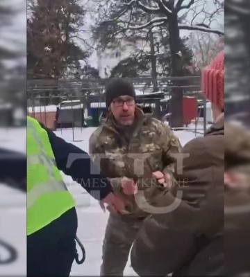 На Житомирщині військовий ТЦК здійснив постріл з пістолета під час конфлікту з чоловіком — що відомо
