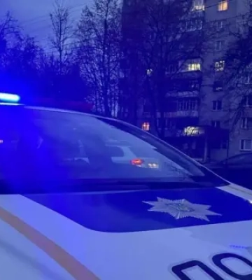У Чернівецькій області чоловік підстрелив з рушниці поліцейських та втік у ліс