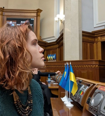 Безуглая обвиняет Зеленского во лжи: на чем «поймала» президента