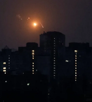 У Києві пролунала низка вибухів