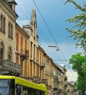 З 2 березня в автобусах Львова не прийматимуть паперові 1, 2, 5 і 10 гривень старих зразків