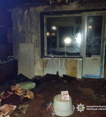 Нещадно побили чоловіка, підпалили квартиру та втекли - на Харківщині затримано вбивць