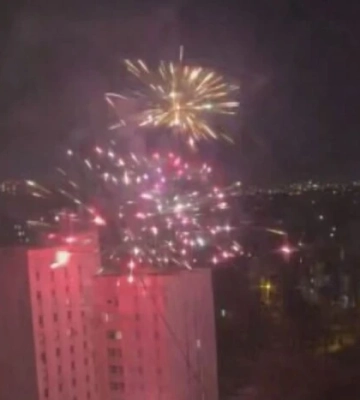 У Києві 16-річний хлопець запустив салют: яке покарання загрожує підлітку