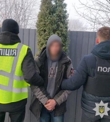 Посварилися — вдарив ножем: у Кропивницькому затримали підозрюваного у вбивстві