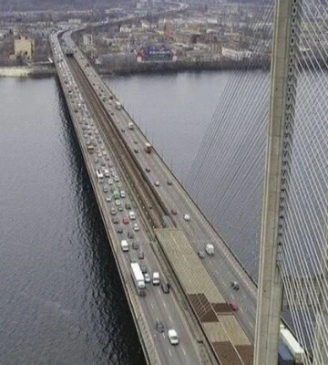 Ремонт доріг у Києві: які мости та шляхопроводи будуть частково закриті