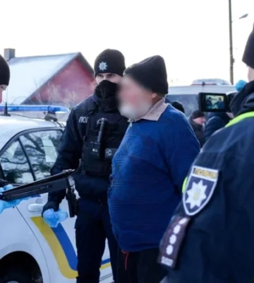 В СИЗО умер 72-летний мужчина, которого подозревали в убийстве пятерых переселенцев