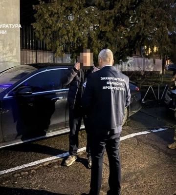 В Ужгороді арештували квартири та інше майно депутата Павла Маєрчика