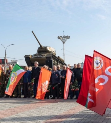 Що задумали у Кремлі: де Києву радять тримати війська напоготові