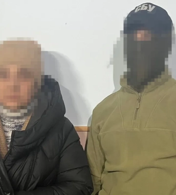 СБУ викрила подружжя, яке коригувало атаки рф по Херсону та закликало захопити місто