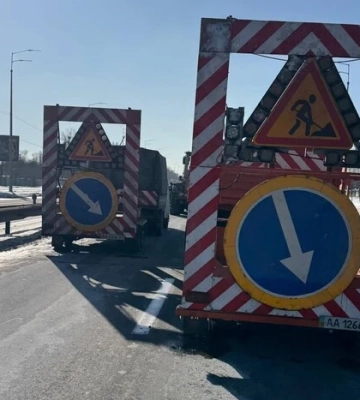 До 8 березня в Києві частково обмежено рух низкою мостів і шляхопроводів