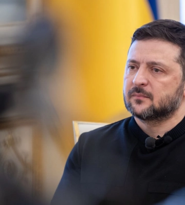 Зеленский: Если мы отойдем с Донбасса, то Путин сохранит от 300 тысяч до миллиона своих солдат