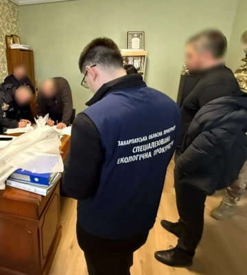 Директора заводу в Сокирниці звинуватили у незаконному видобутку цеолітів на 11 млн грн