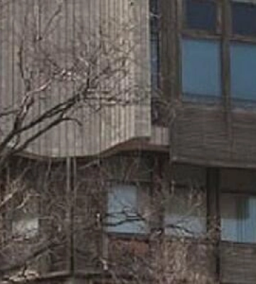 «Маяк» у вогні: у Дніпрі спалахнула занедбана будівля ресторану