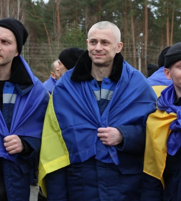 До України з російського полону повернули 200 захисників