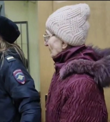 11 лет колонии за перевод детям: в Мелитополе вынесли очередной абсурдный приговор 69-летней пенсионерке (видео)